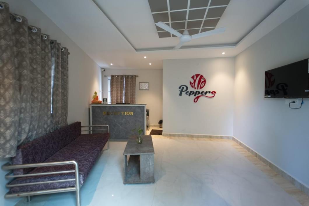 Hotel Peppers Yercaud Exterior photo